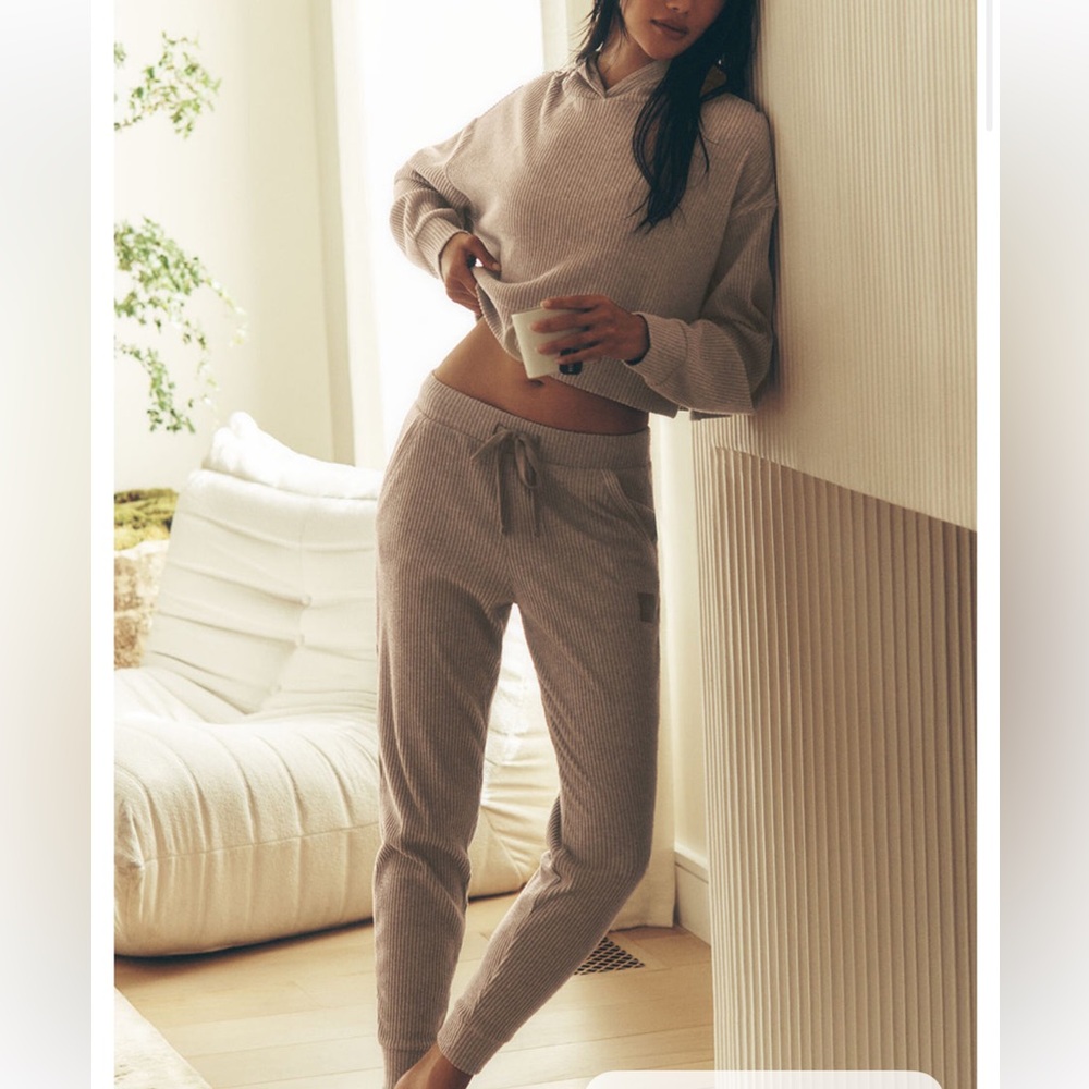 ALO Yoga Gravel Heather Muse Sweatpant and Hoodie Set